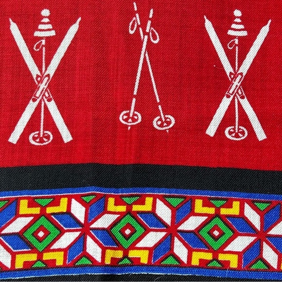 VINTAGE Glentex Multi-colored Wool Scarf White Ski Poles and Ski's - Picture 15 of 16